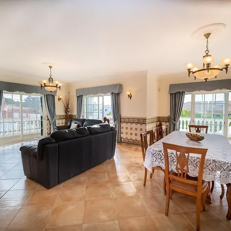A Tipica Casa De Ferias Holiday home Parchal
