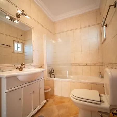 A Tipica Casa De Ferias 펜션 Parchal