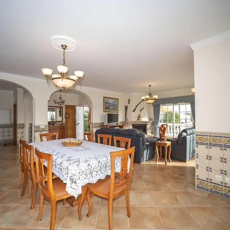 A Tipica Casa De Ferias *