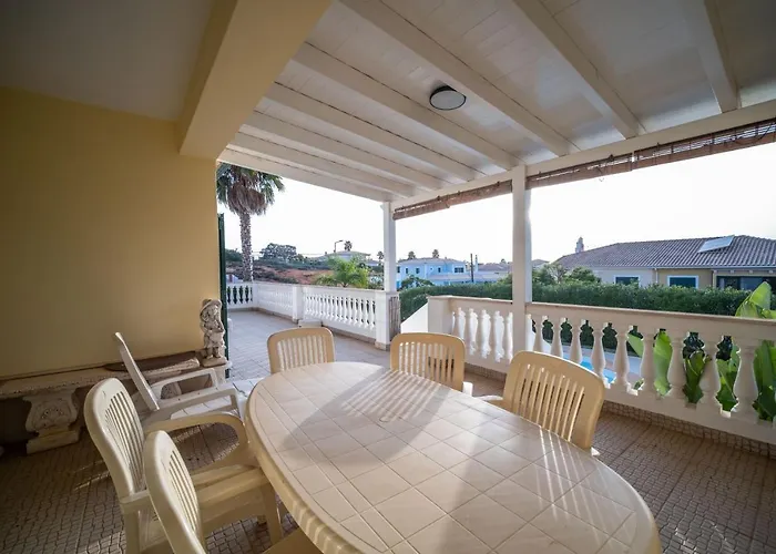 A Tipica Casa De Ferias * Parchal